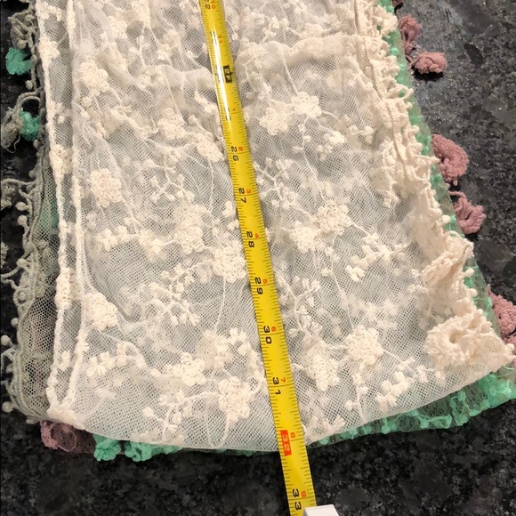 Infinity Lace Scarf - Picture 4 of 8